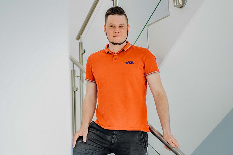 Viktor Tiegs - Service