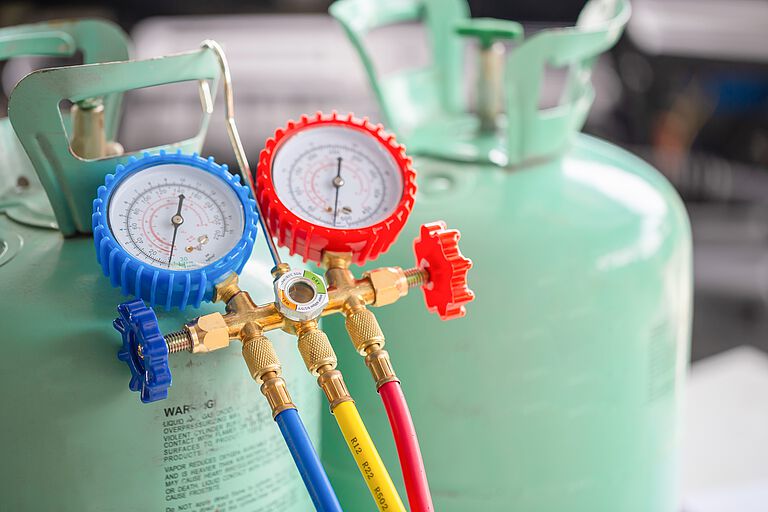 F-Gas Verordnung: Gasflaschen im Einsatz